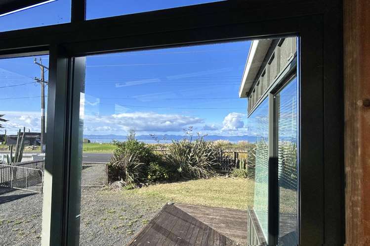 1251 East Coast Road Whakatiwai_24