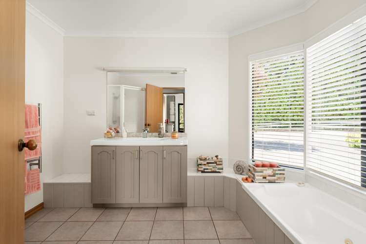 42 Walker Road West Aongatete_18