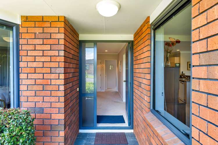 6 Kellyville Heights Merrilands_18