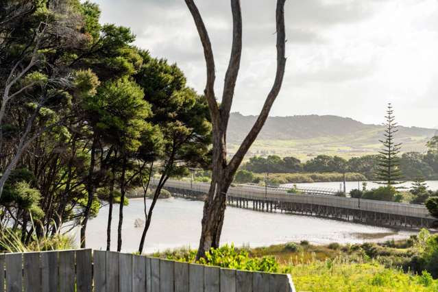 Great Location with View to the Water