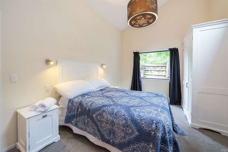 5b Wye Place Fernhill/Sunshine Bay_8