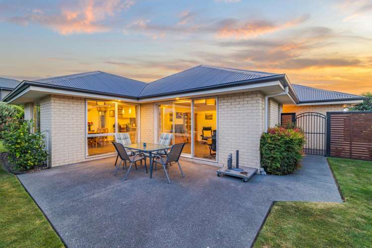 32 Euphrasie Drive Aidanfield_2