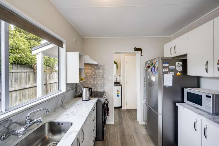 18a Cassino Crescent Onekawa_5