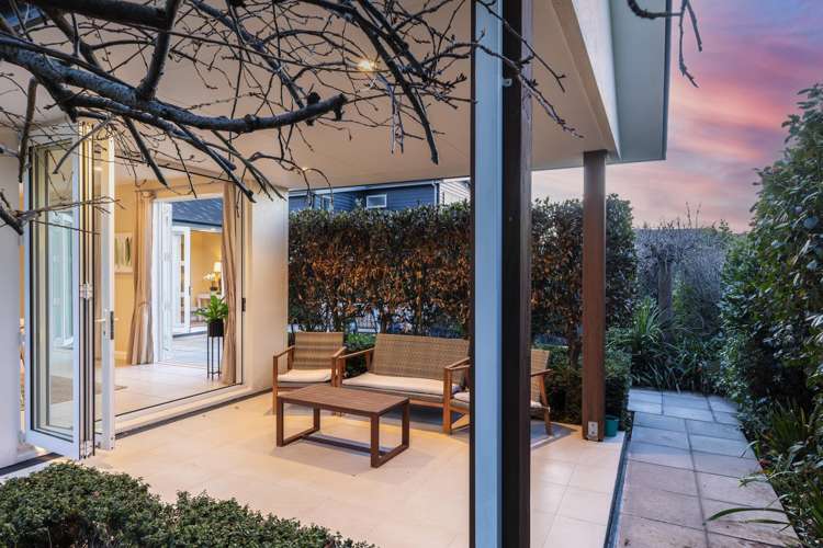 16 Worsleys Road Cracroft_17