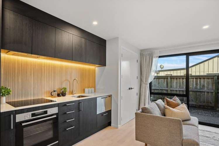Lot 102 Kingston_7