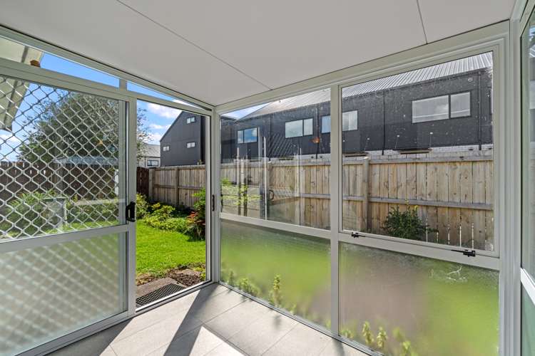 3/121 Bruce Mclaren Road Henderson_12