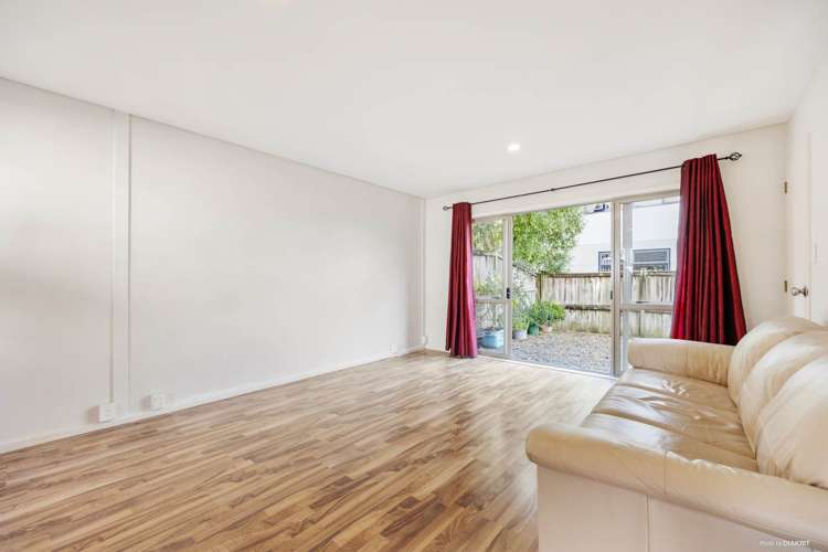 4/4 Ambrico Place New Lynn_4