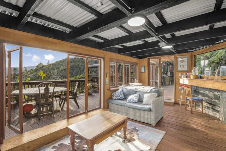 2/99 Horoeka Street Stokes Valley_27