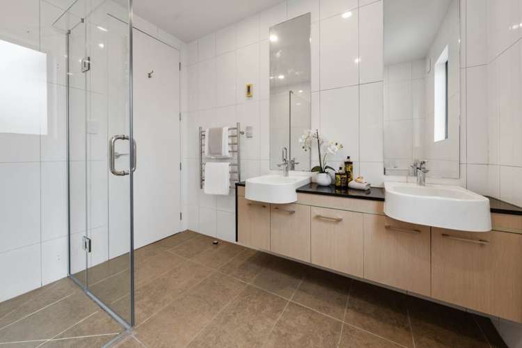 22F Owens Road Epsom_11