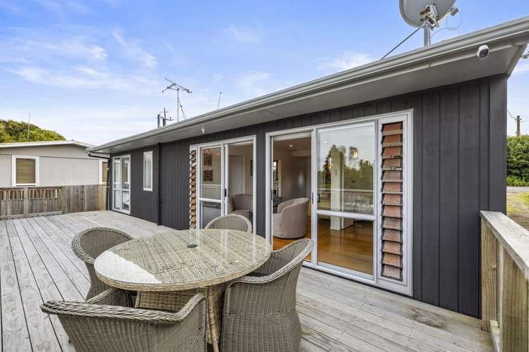 6 Te Hutewai Road Raglan_16