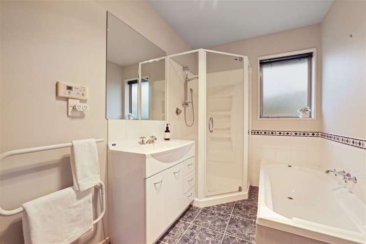 11 Picasso Place Rolleston_16