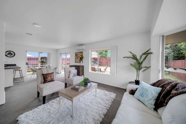 14 Mark Carter Place Flat Bush_3