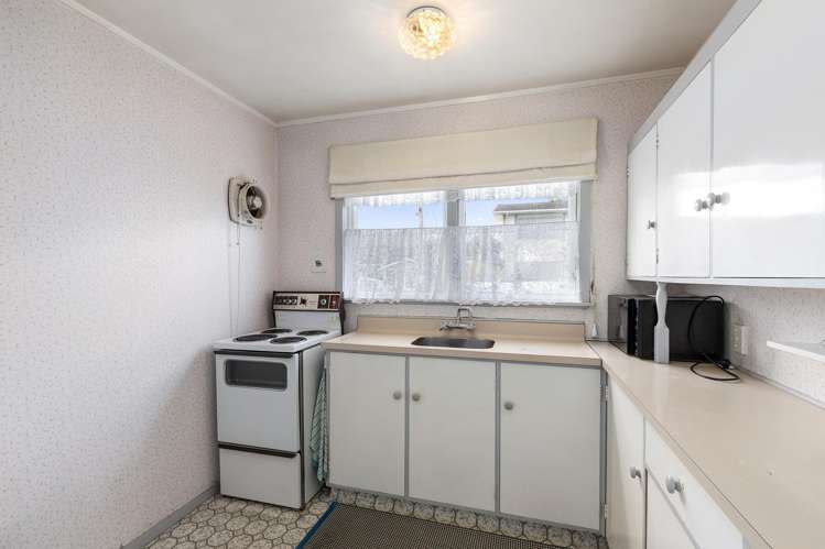 8/61 Richmond Street Petone_2