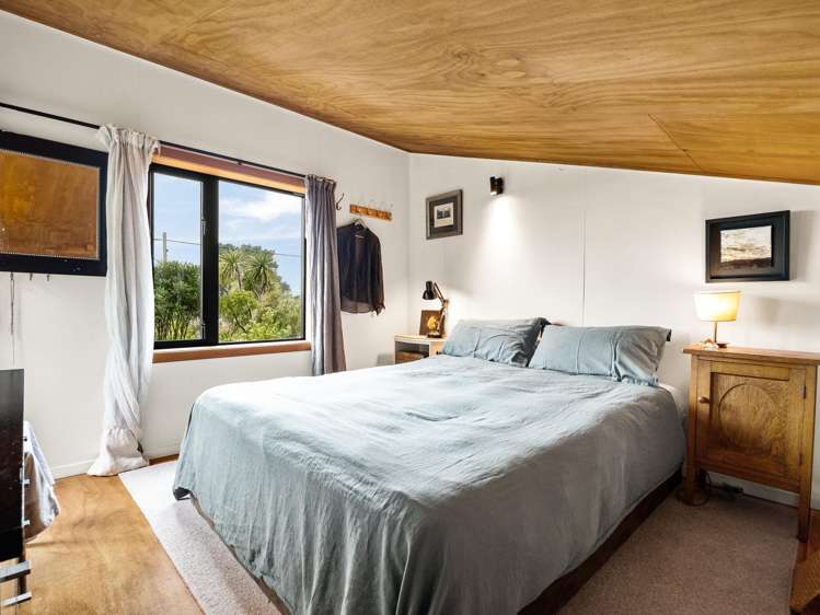 8 Beach Road Long Beach_6