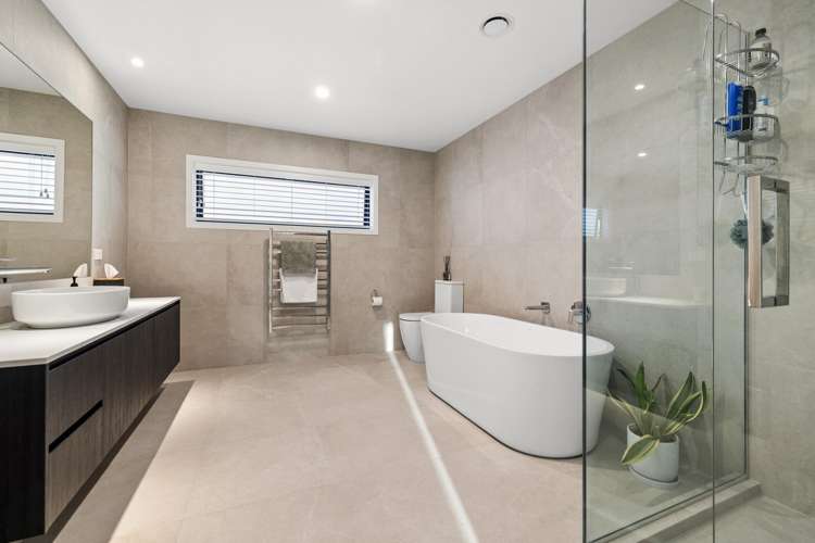 29 Oscar Road Greenhithe_25