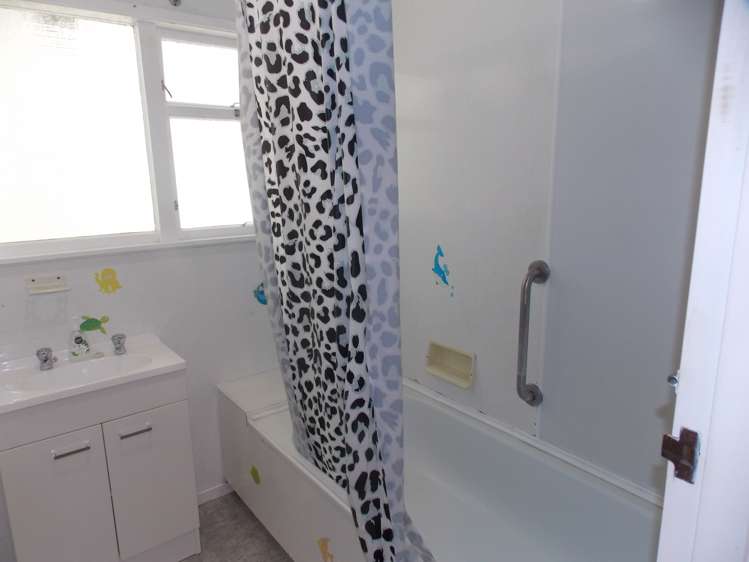 52 Amberley Avenue Westbrook_15