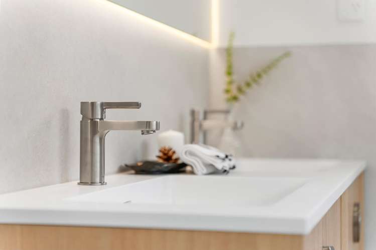 8 Fathom Place Te Atatu Peninsula_15