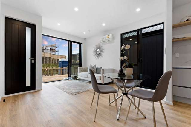 18 Papai Lane Massey_2