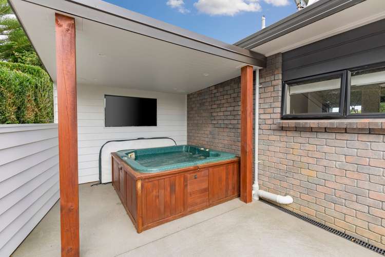 76 Hyland Place Waiuku_3