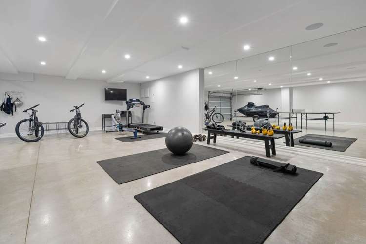 9 Shoal Bay Road Devonport_27