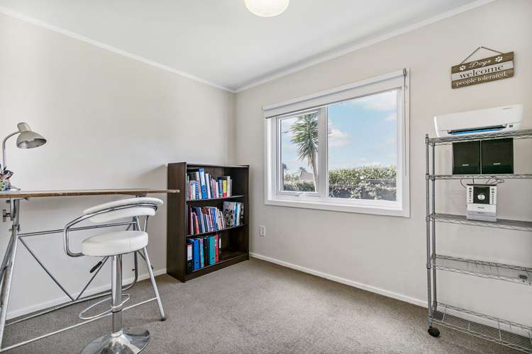 1/6 Aspiring Avenue Clover Park_9