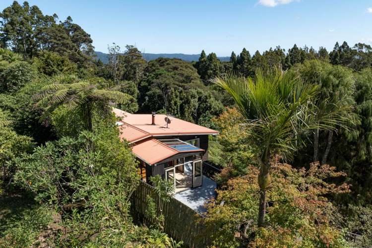 82 Scenic Drive Titirangi_18