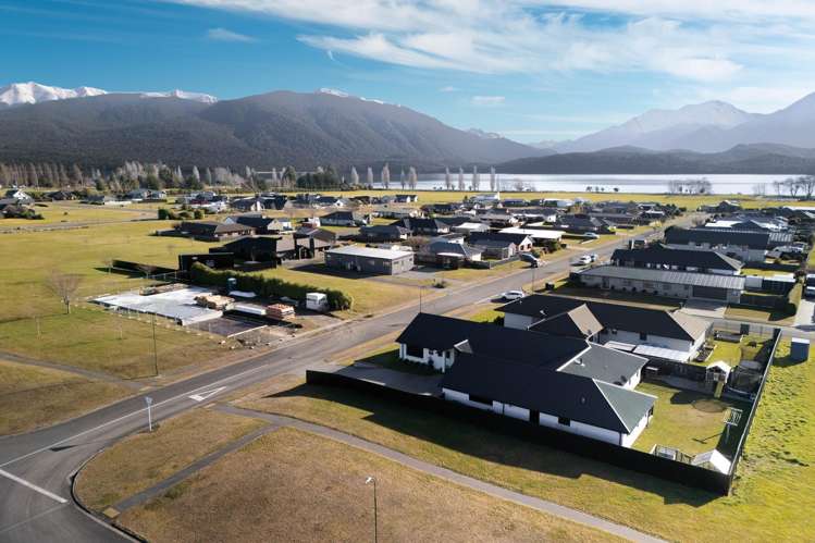 4 Acheron Way Te Anau_31