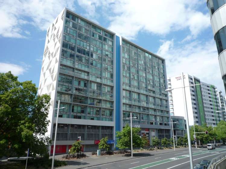 1117/2 Beach Road Auckland Central_11