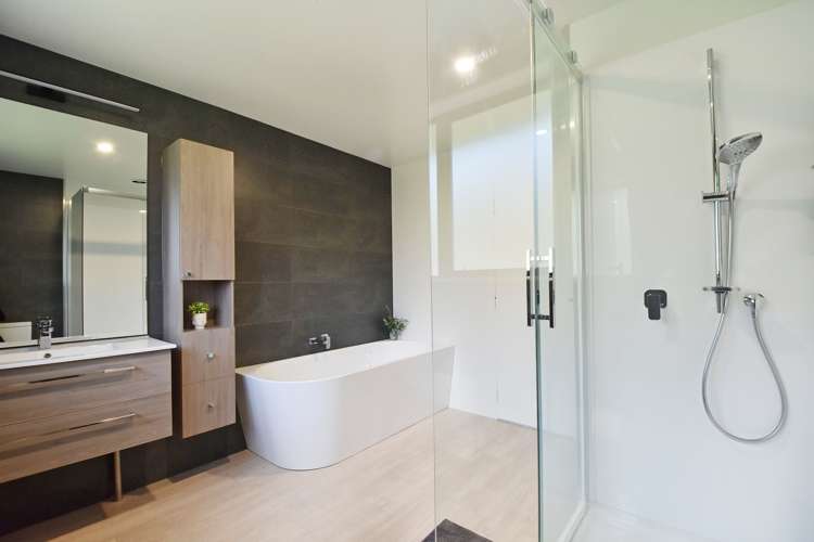 197 Curran Road Otatara_13