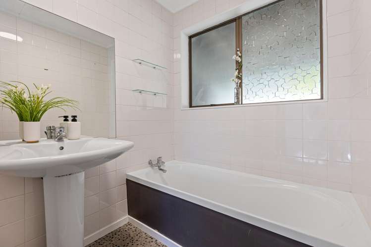 53 Gardenia Avenue Bell Block_20