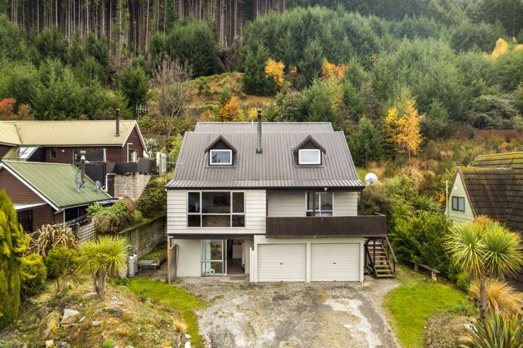 27 Lochy Road Fernhill/Sunshine Bay_23