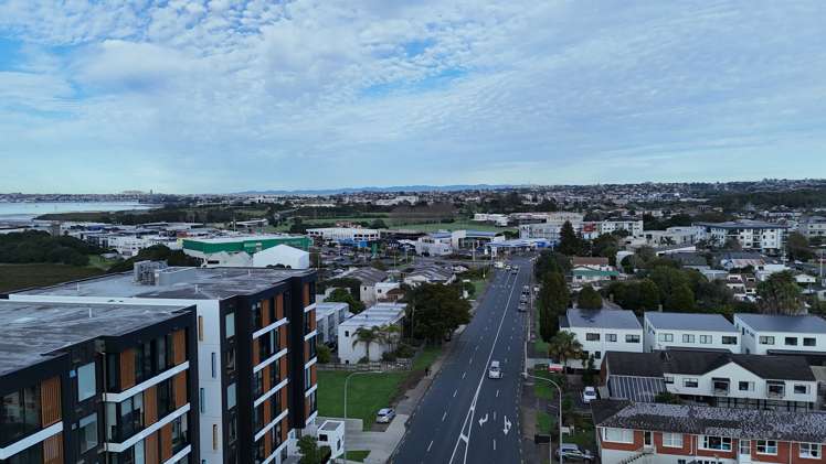 1/33 Anzac Street Takapuna_4