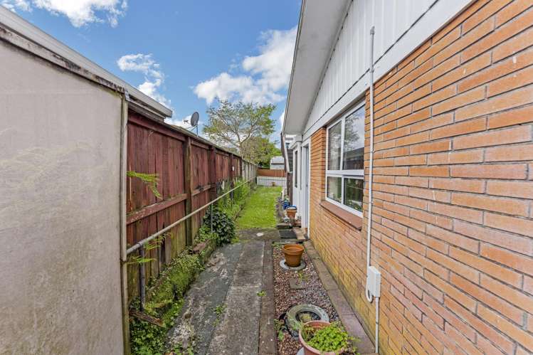 2/16 King Edward Avenue Papakura_16