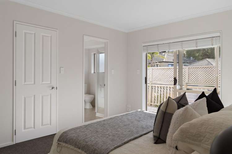 27 Red Hibiscus Road Stanmore Bay_10