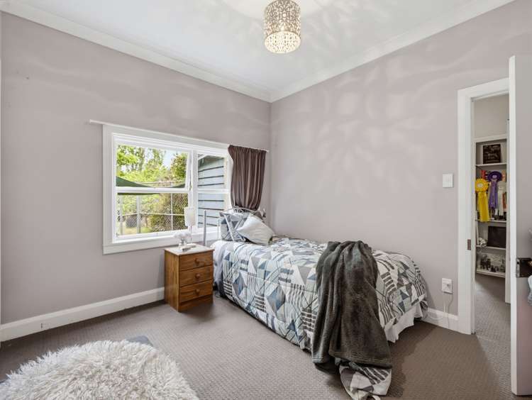 28 Ashworths Road . Amberley_13