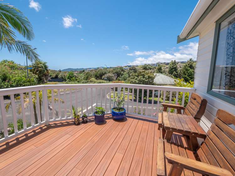 21 Hibiscus Avenue Cable Bay_17