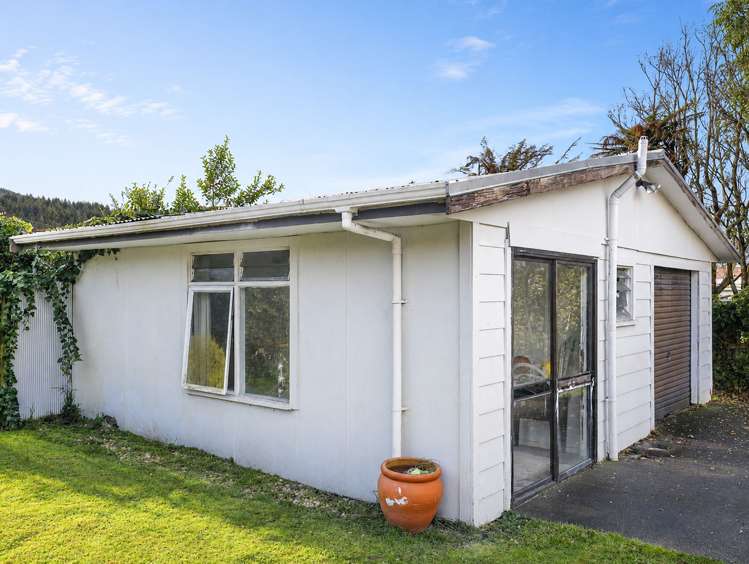6 Luke Place Fairy Springs_5