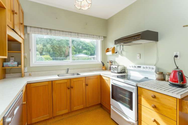 8 Terrace End Masterton_13