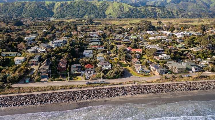 25 The Esplanade Raumati South_26