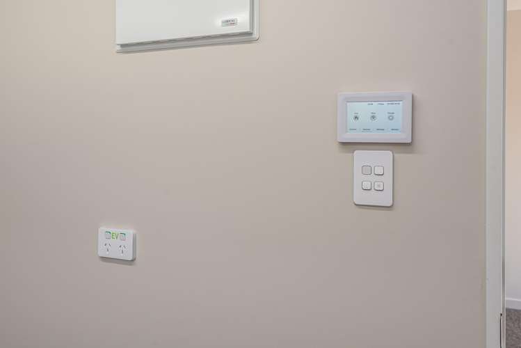 5 Kakapo Lane Redwood_20