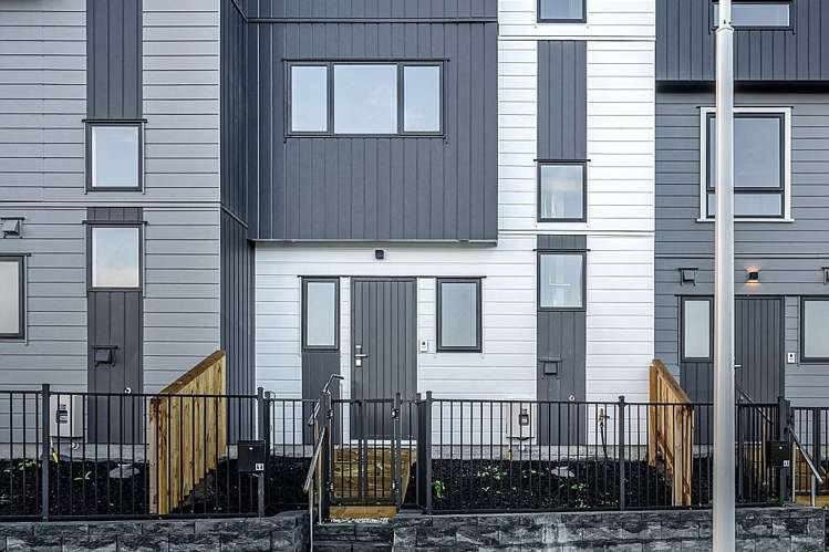 46 Picturesque Drive 10673_7