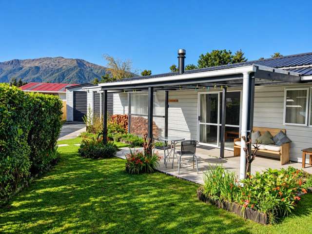 24 Pauareka Road Haast_1