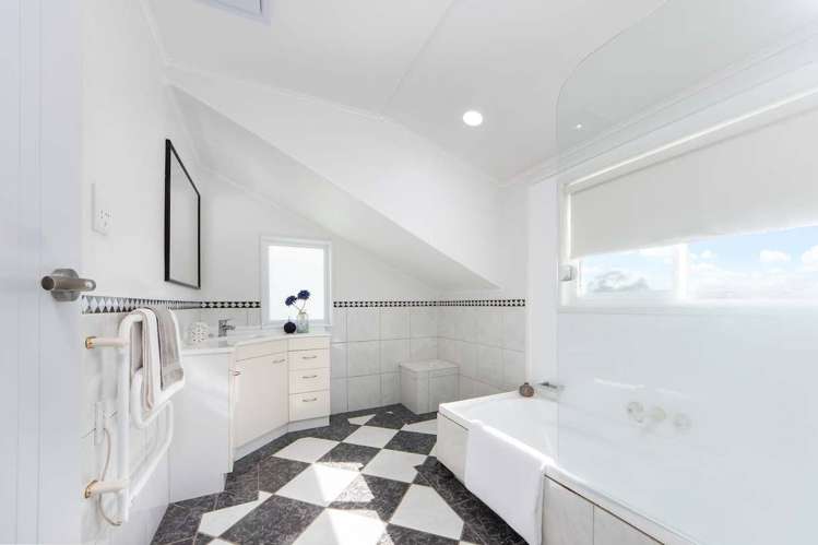 5 Pohutukawa road Whenuapai_17