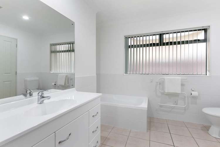 10 Tiel Lane Papakura_9