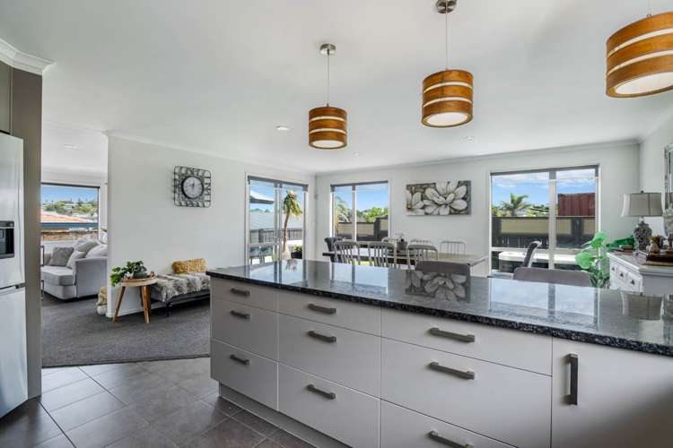 24 Bay Street Red Beach_10