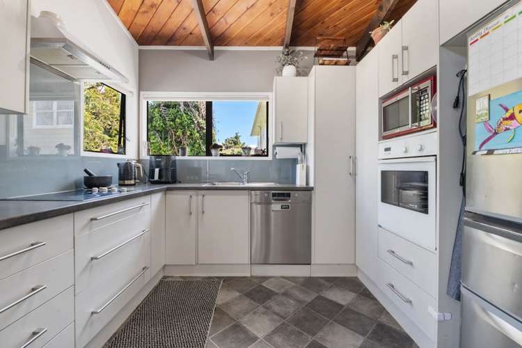 135 Eskdale Road Birkdale_14