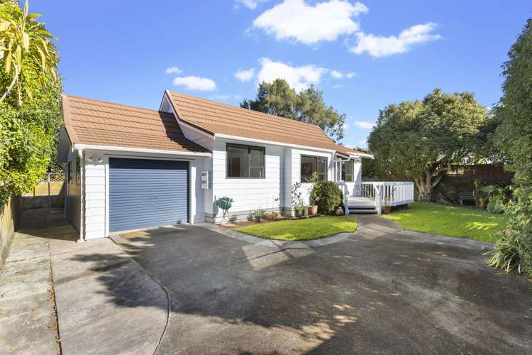 1/7 Vardon Road Green Bay_14