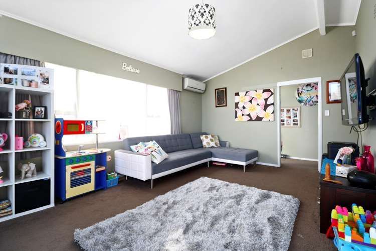 68 Portage Road New Lynn_7