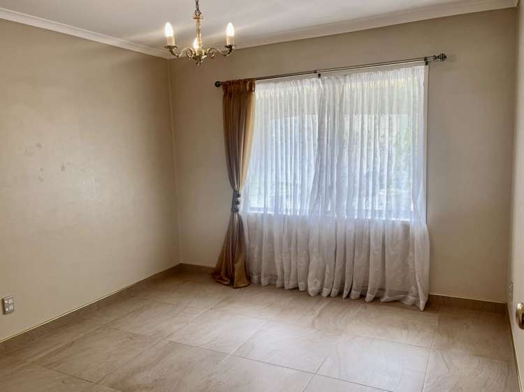 44 Gracechurch Drive Flat Bush_5