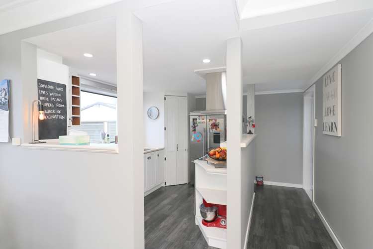 400 North Road Waikiwi_10